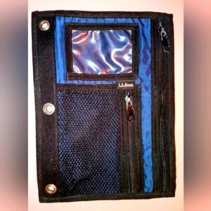 LL Bean Classic Case with Clear ID Pocket & 2 Zipper Pockets